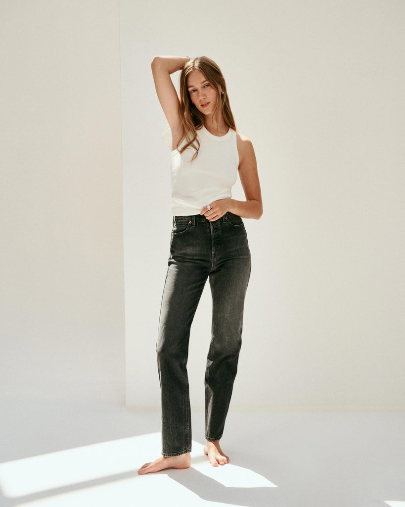 Mushuk ustida porno jinsiy aloqa Fennell Lucky sexy kosmetikasi