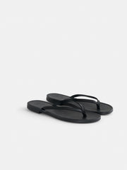 La Botte Gardiane Flip Flop In Black