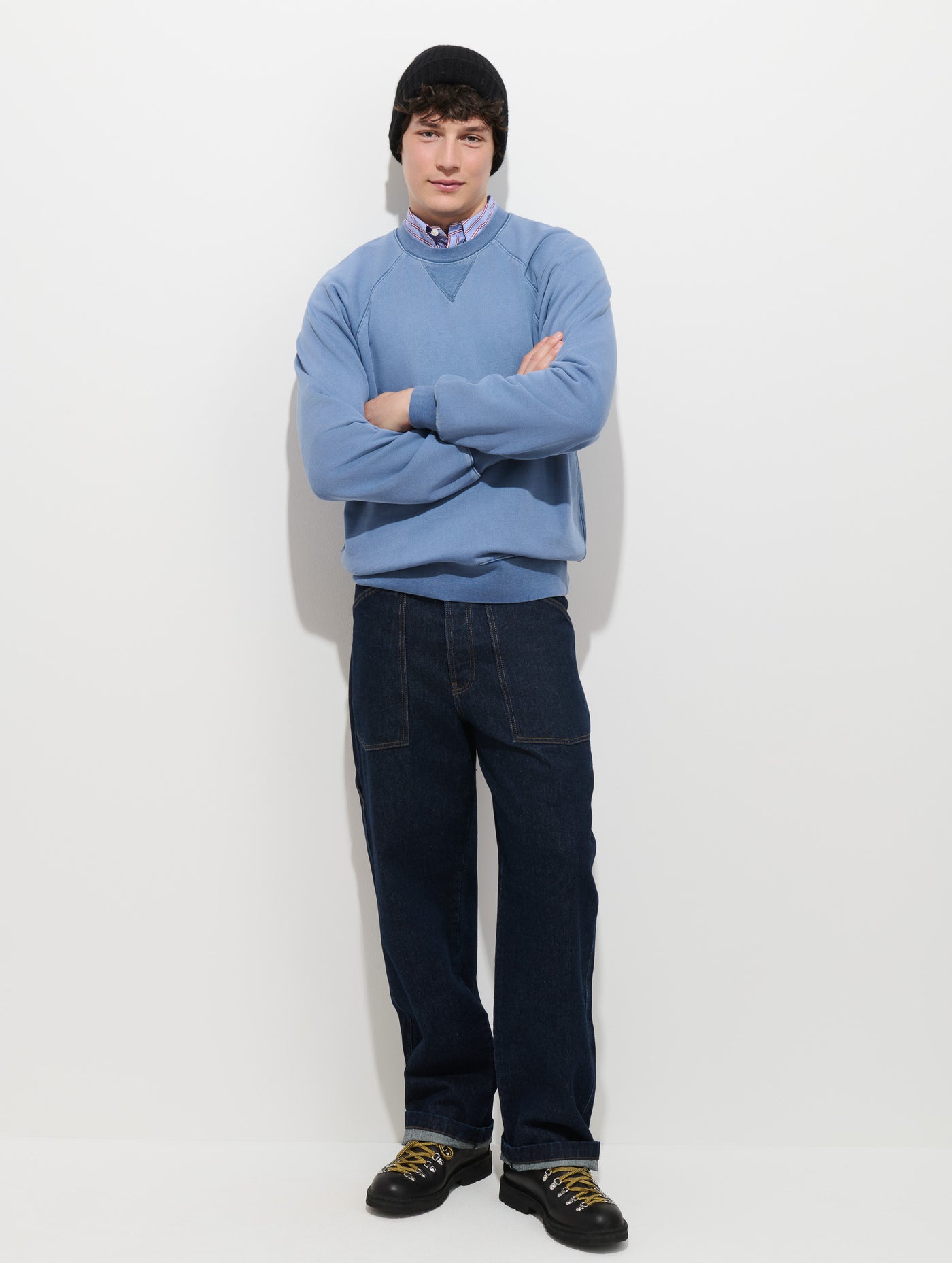 Garment Dye Raglan Sweatshirt in Cotton Fleece