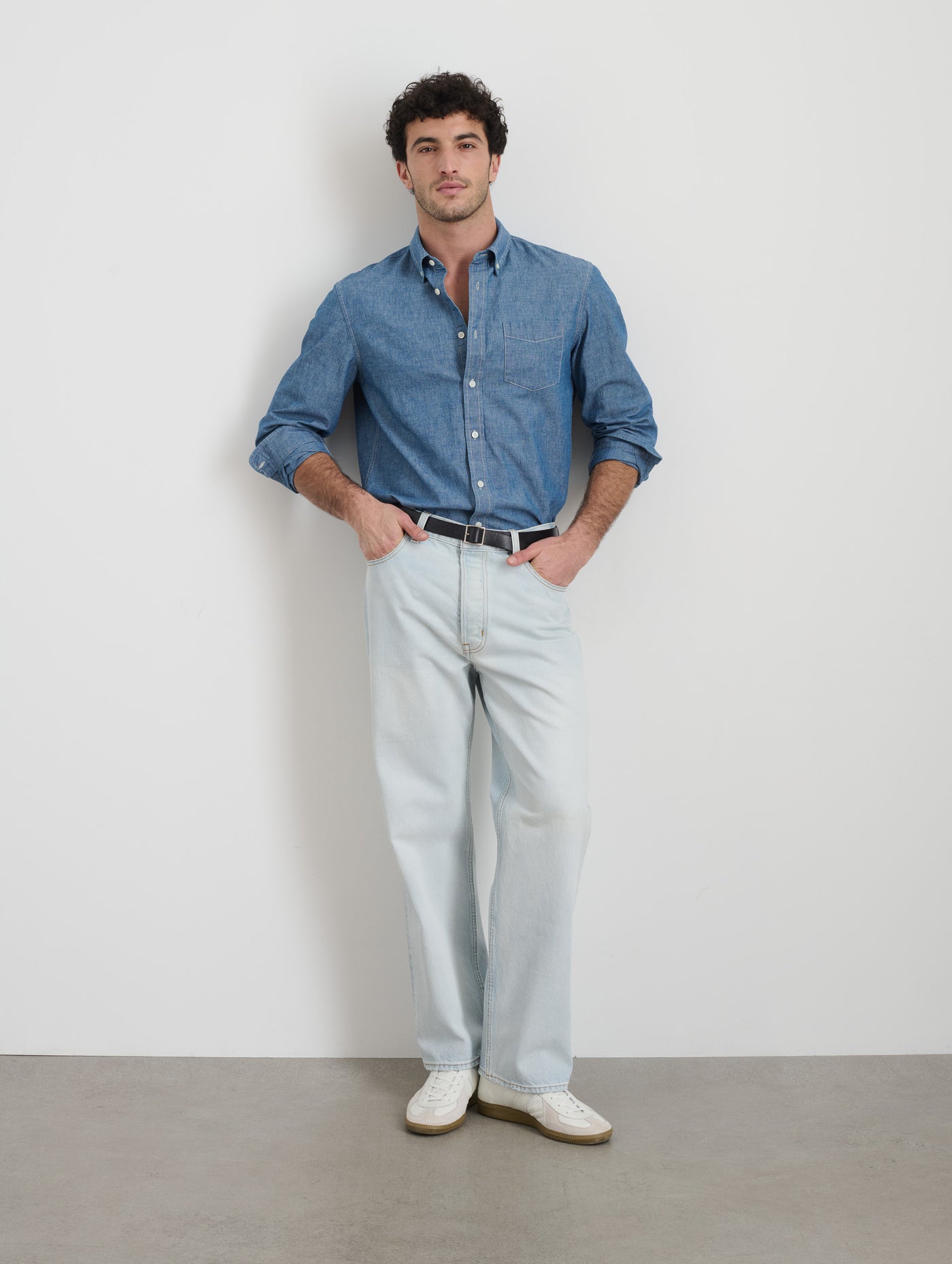 AM Relaxed Straight 5 Pocket Jean