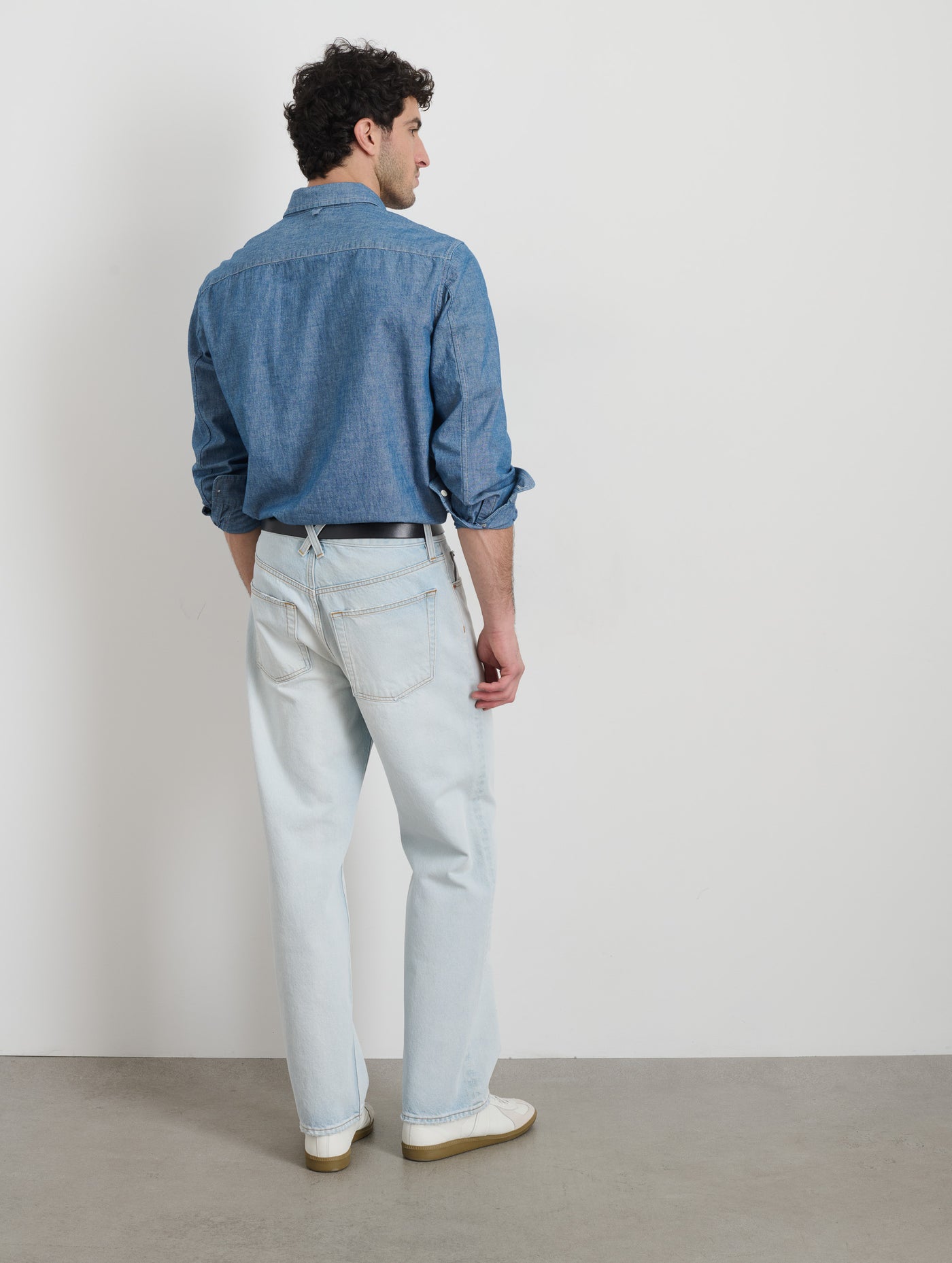 AM Relaxed Straight 5 Pocket Jean