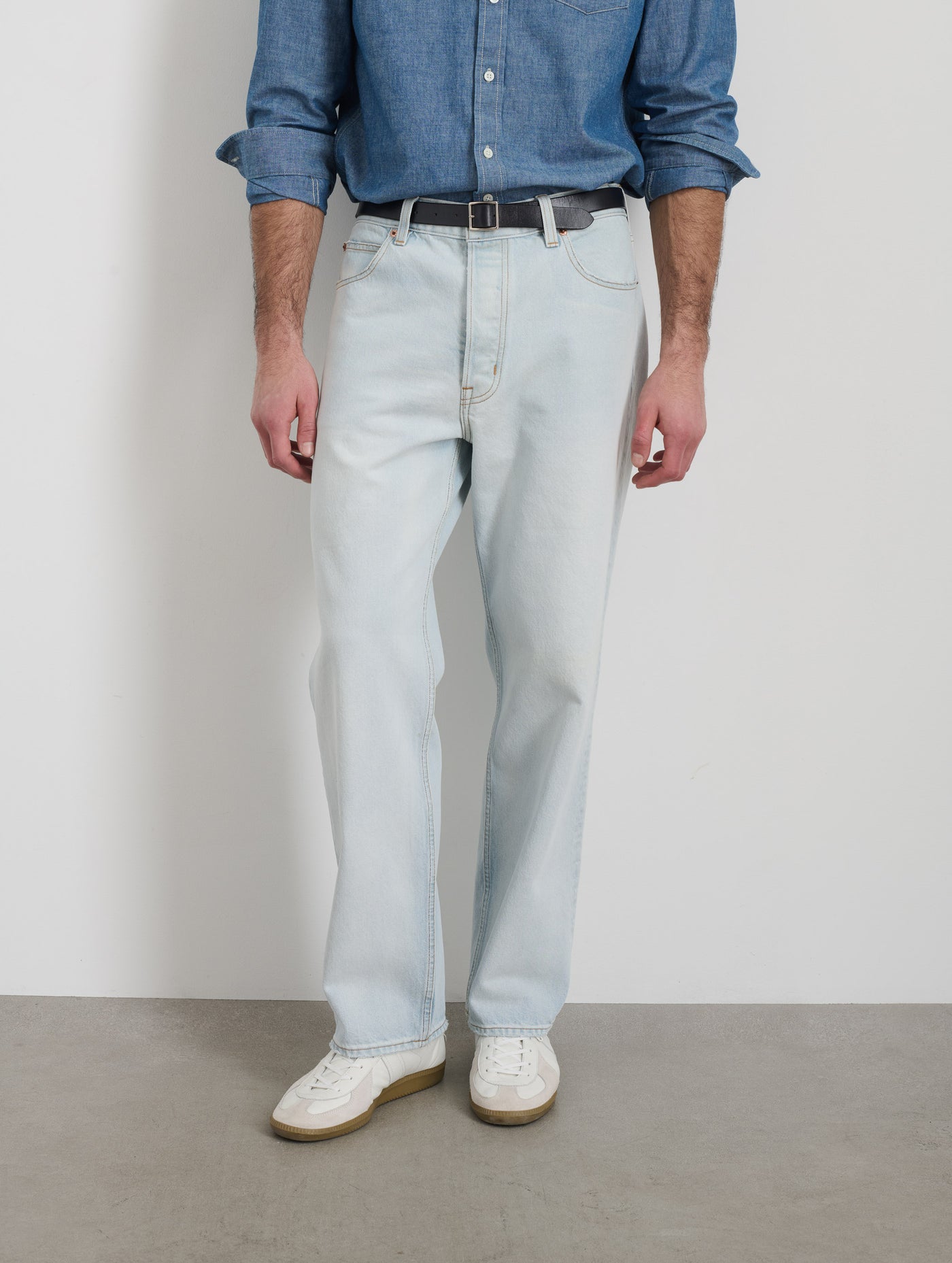 AM Relaxed Straight 5 Pocket Jean