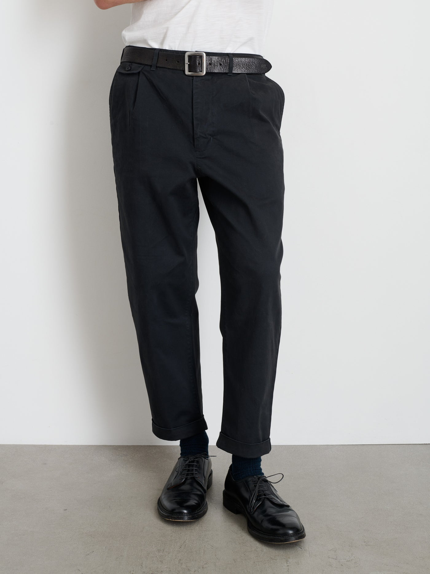 Standard Pleated Pant in Chino