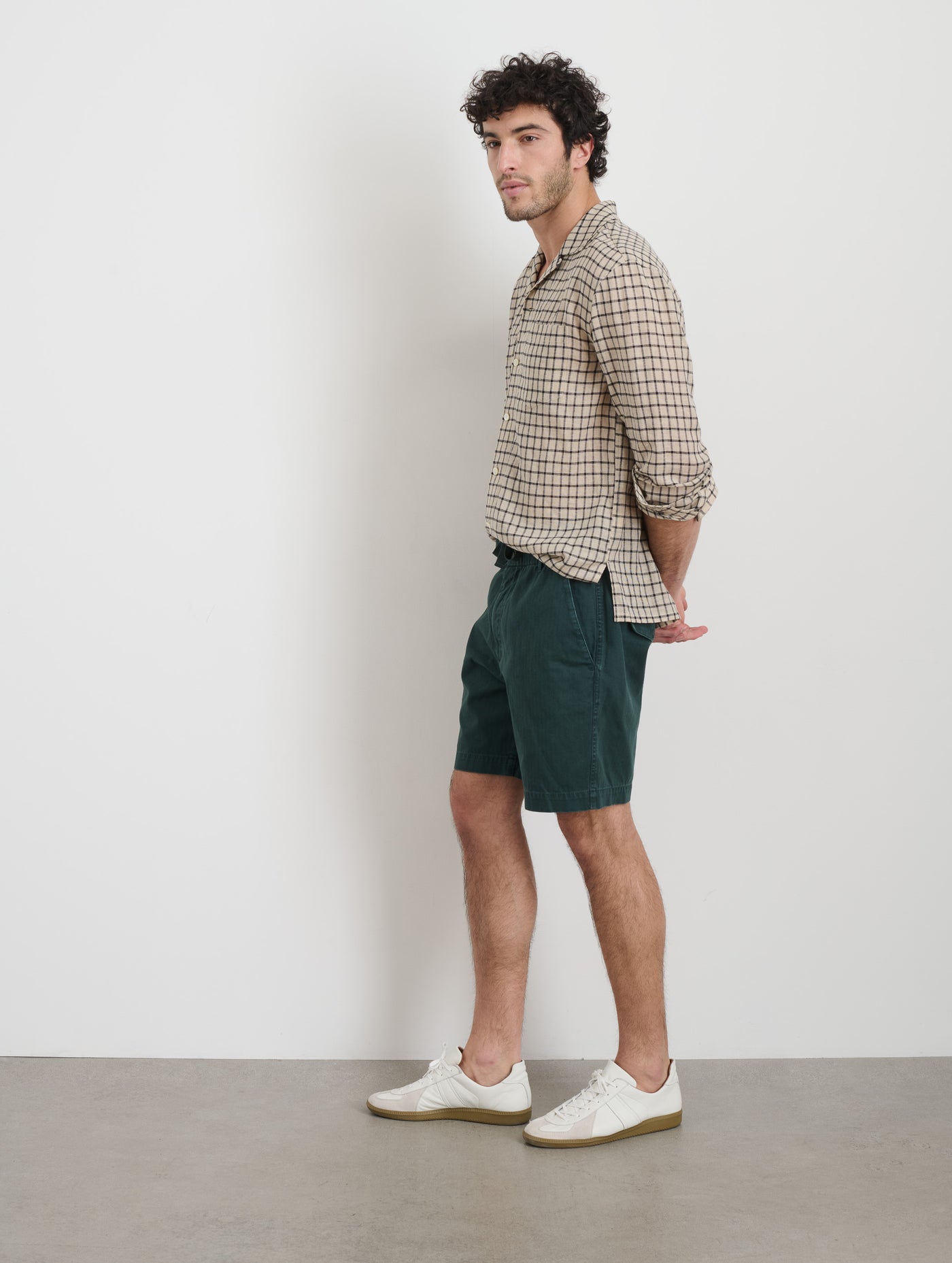 Pull On Short In Cotton Herringbone