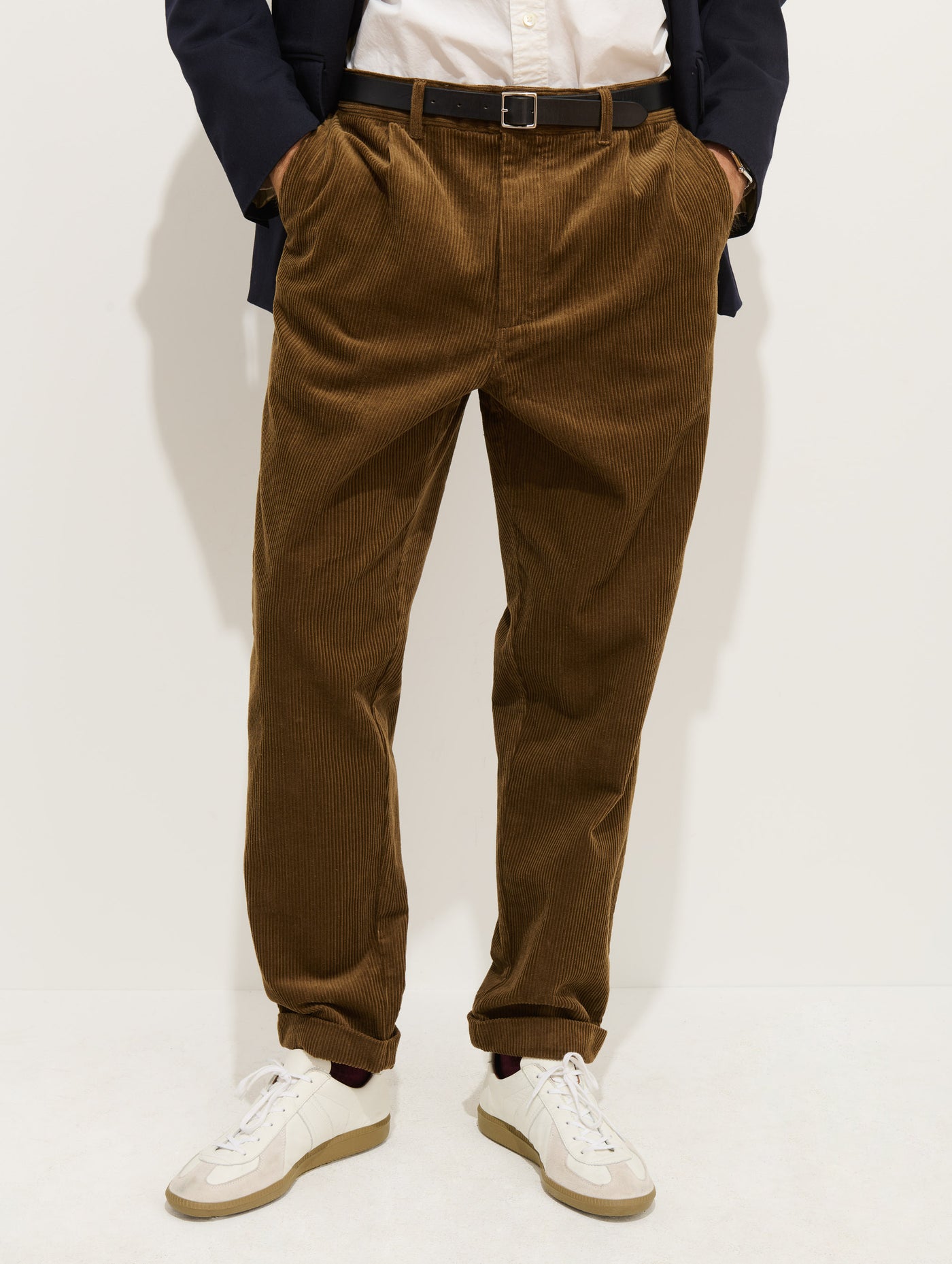 Standard Pleated Pant In Cord