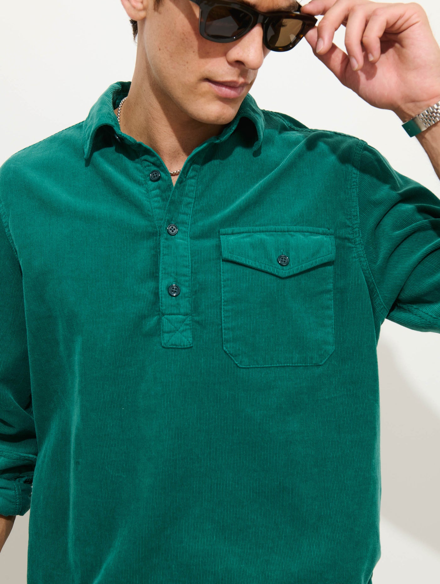 Carter Popover Shirt In Fine Wale Corduroy