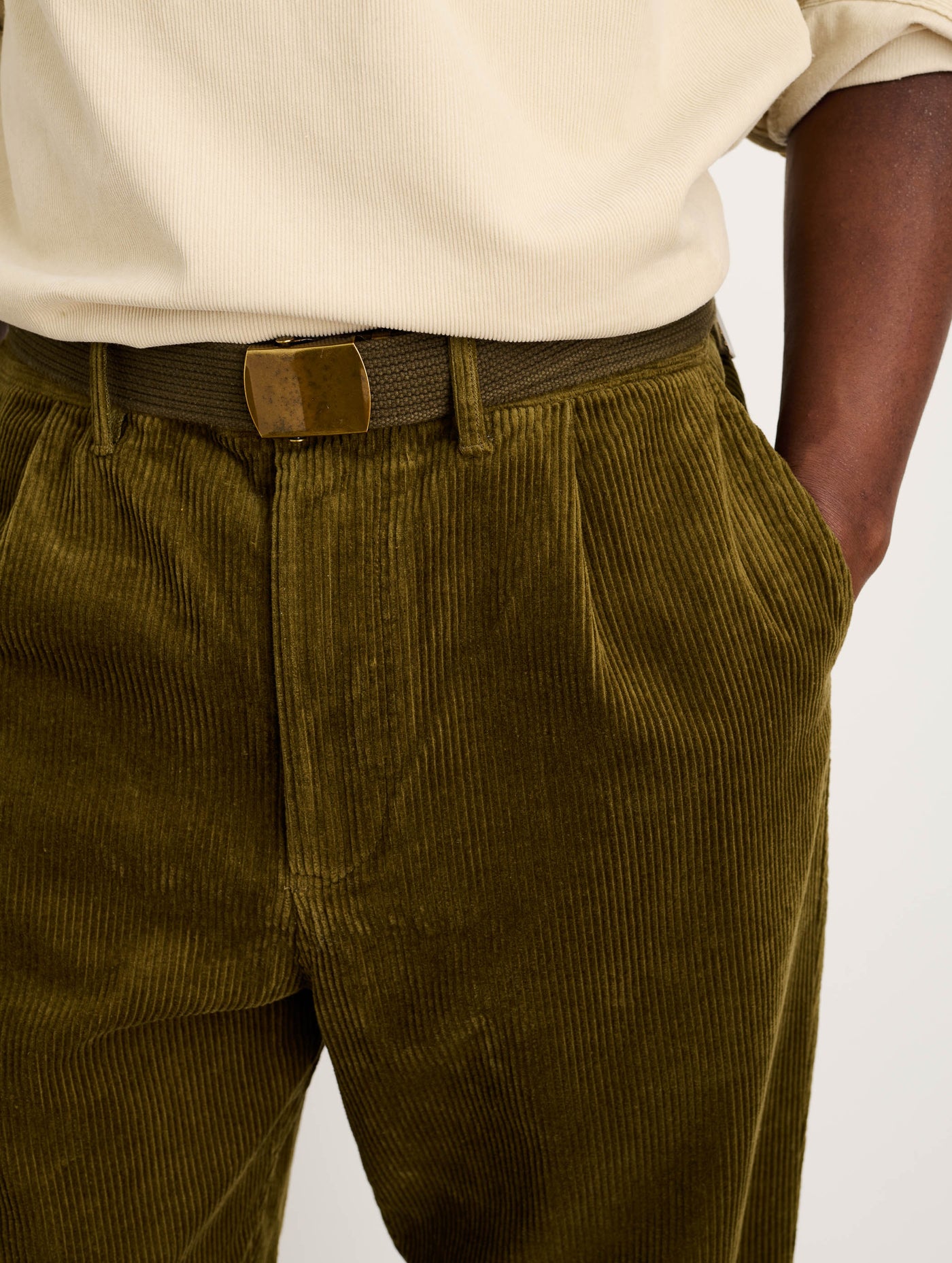 Standard Pleated Pant in Corduroy