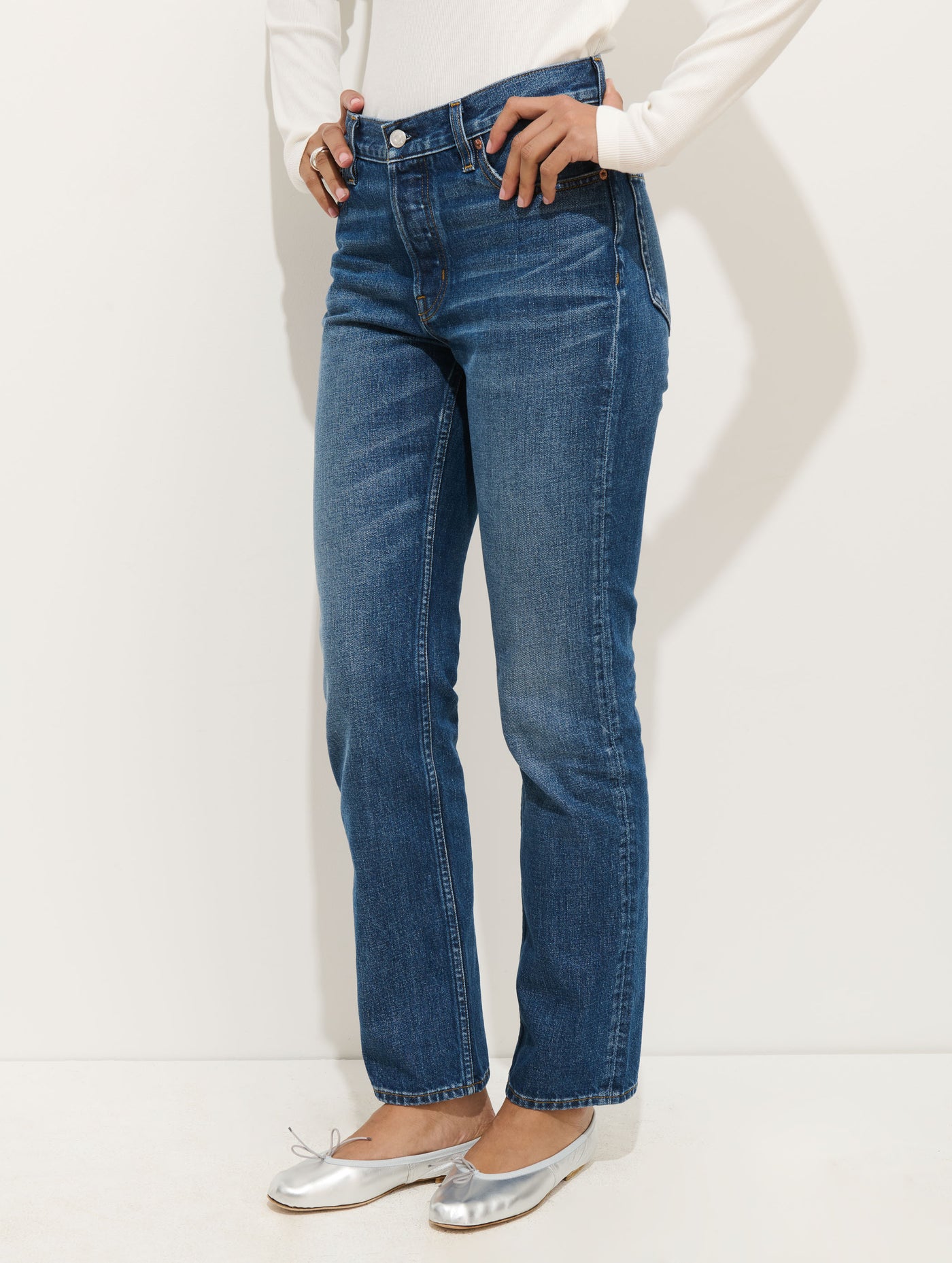 Jane Mid Rise Straight Jean