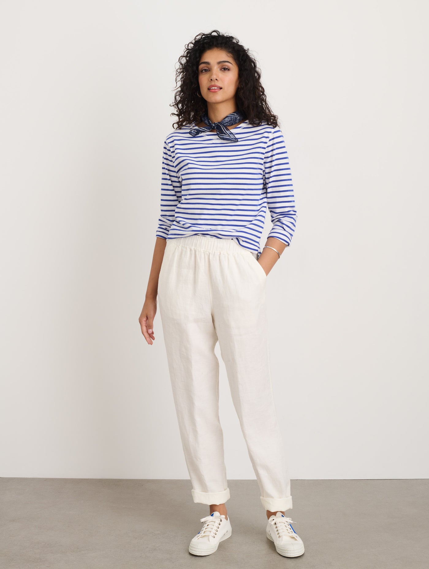 Angelina Pant in Linen