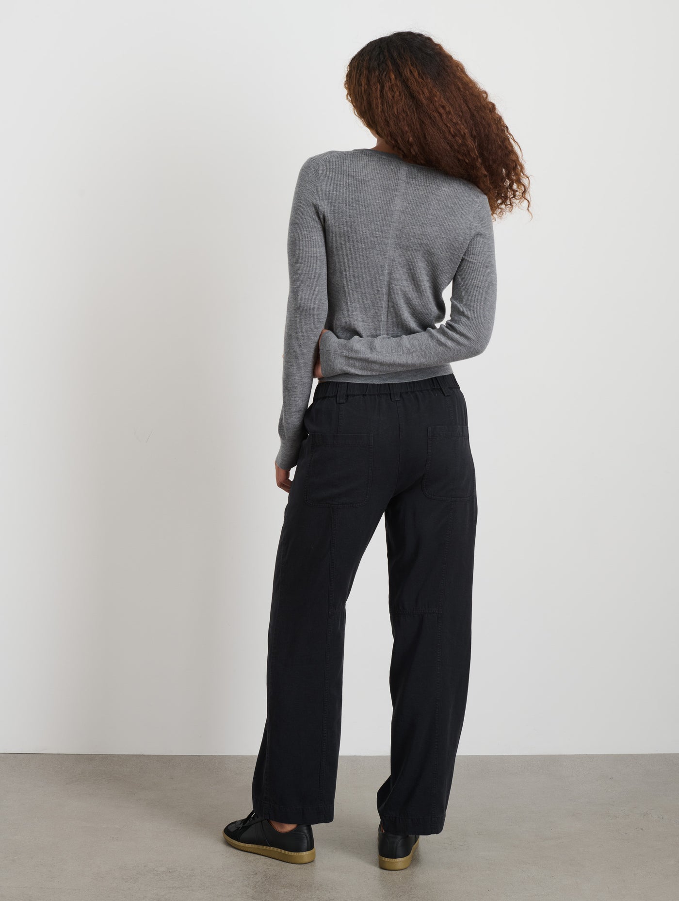 Ava Cardigan in Extrafine Merino Wool