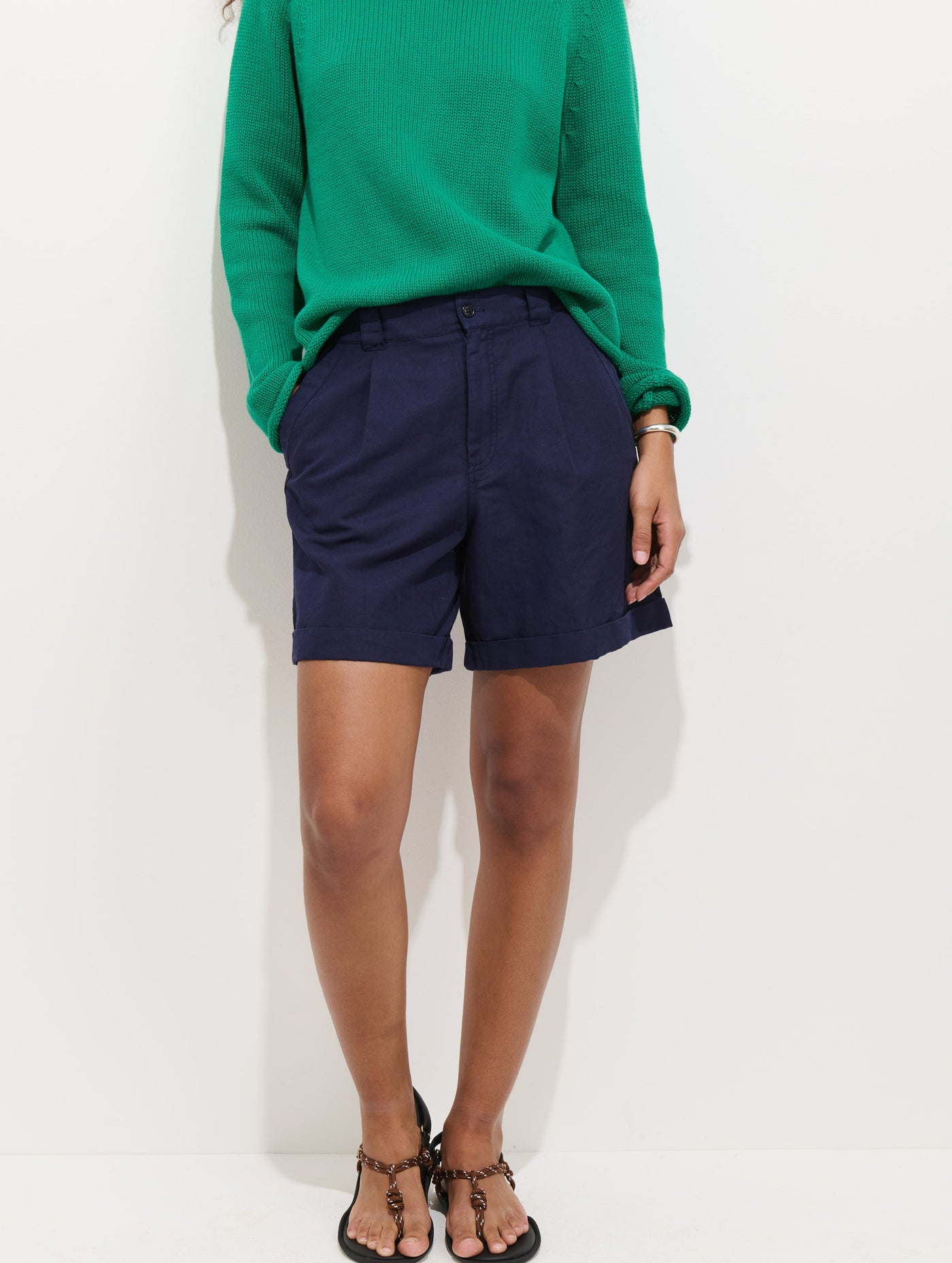 Lucie Short In Linen Cotton