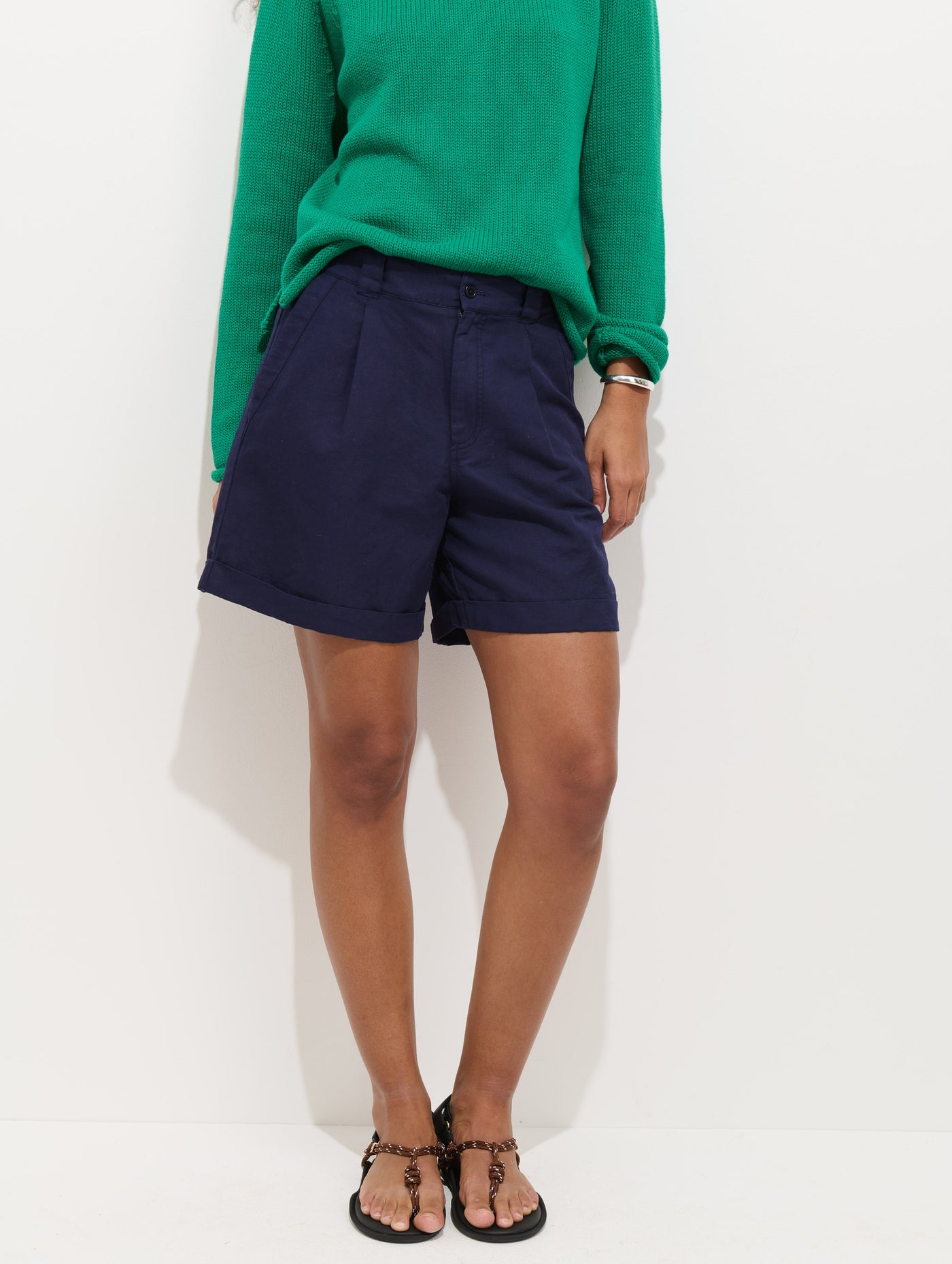 Lucie Short In Linen Cotton