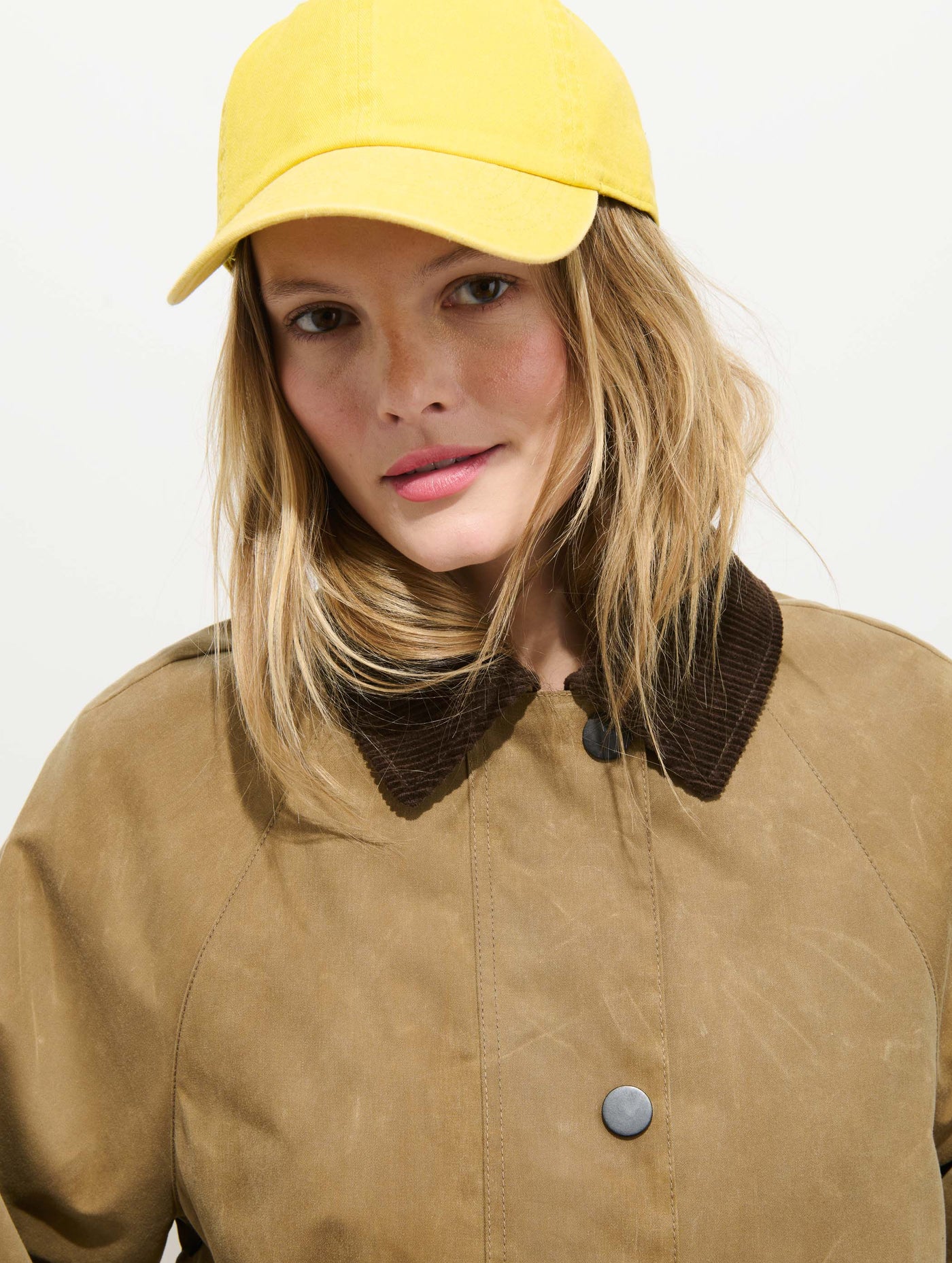 Chiltern Cropped Jacket In Waxed Canvas