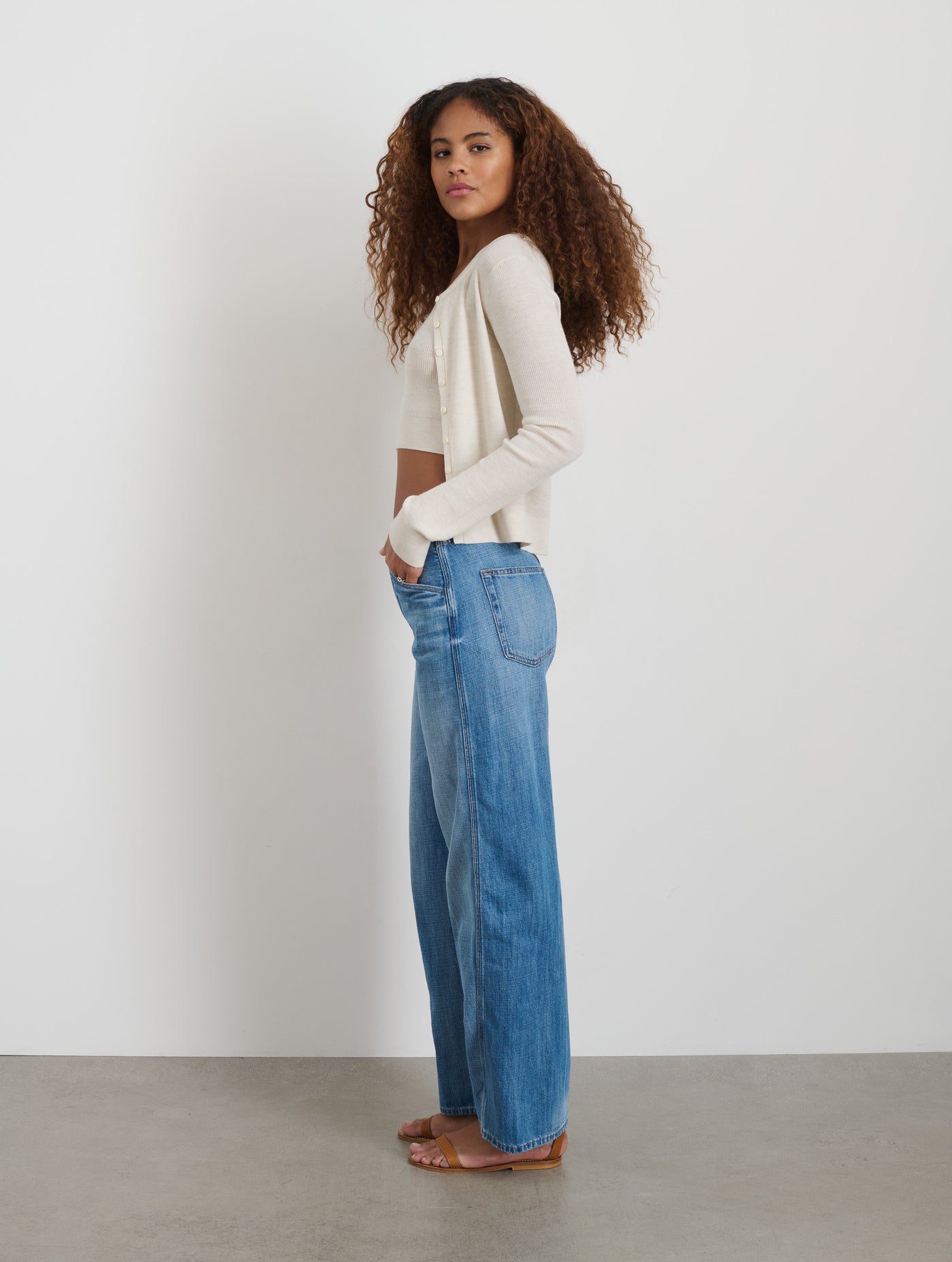 Ava Cardigan in Extrafine Merino Wool