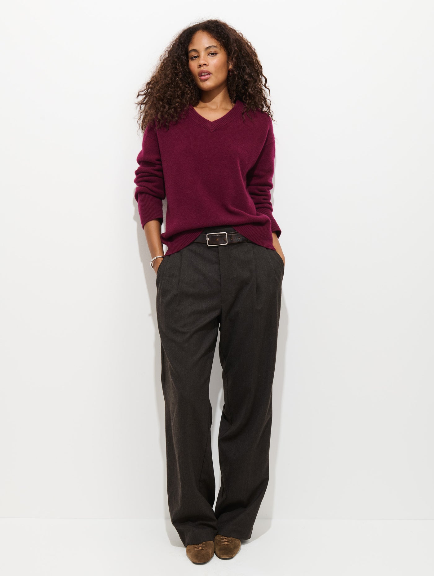 Rowan V-Neck Sweater In Cashmere