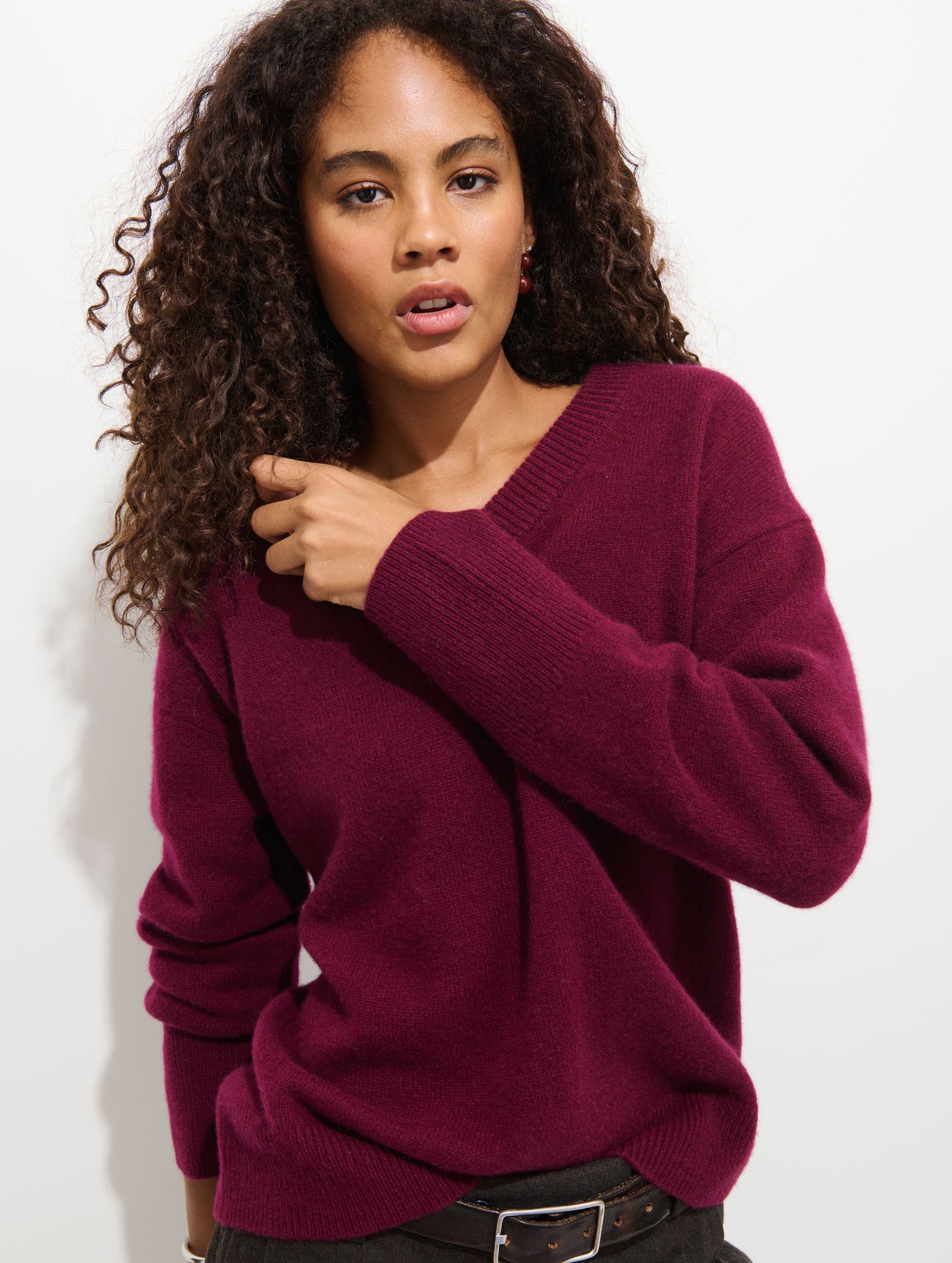 Rowan V-Neck Sweater In Cashmere