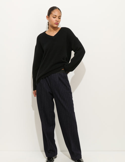 Rowan V-Neck Sweater In Cashmere