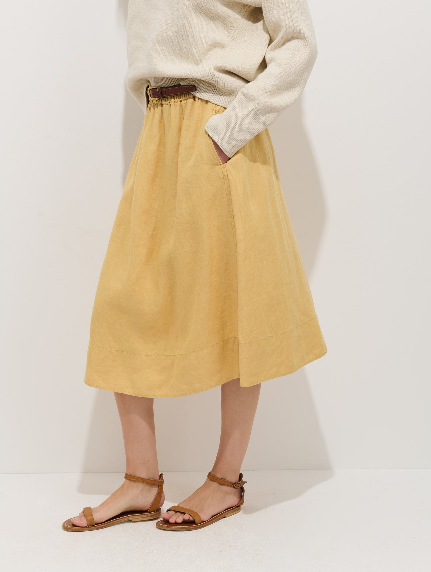 Maddie Skirt In Linen