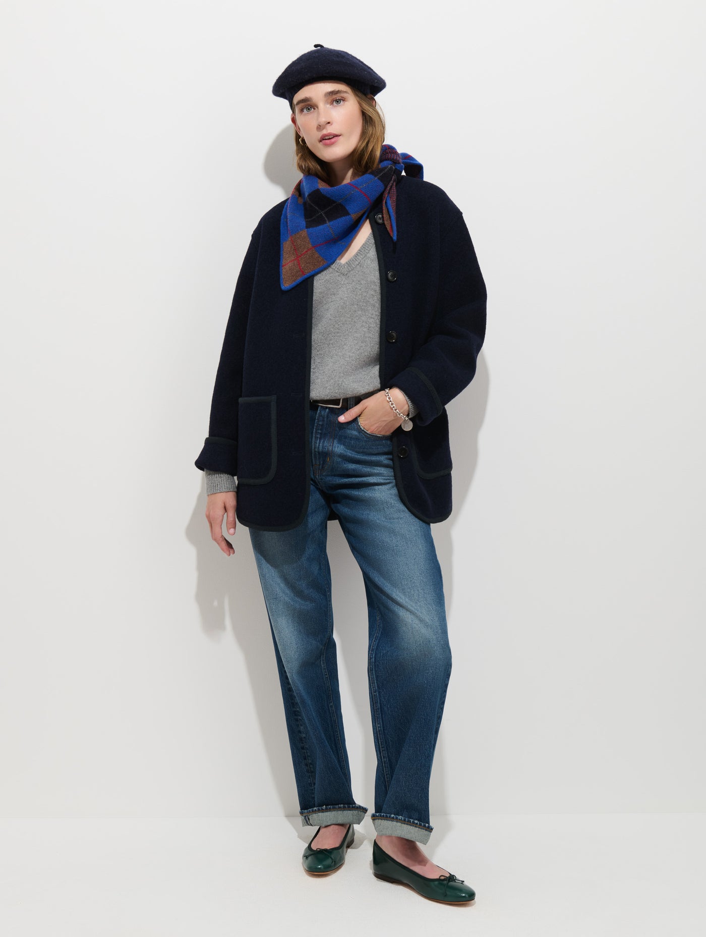 Montmartre V Neck Sweater in Cashmere