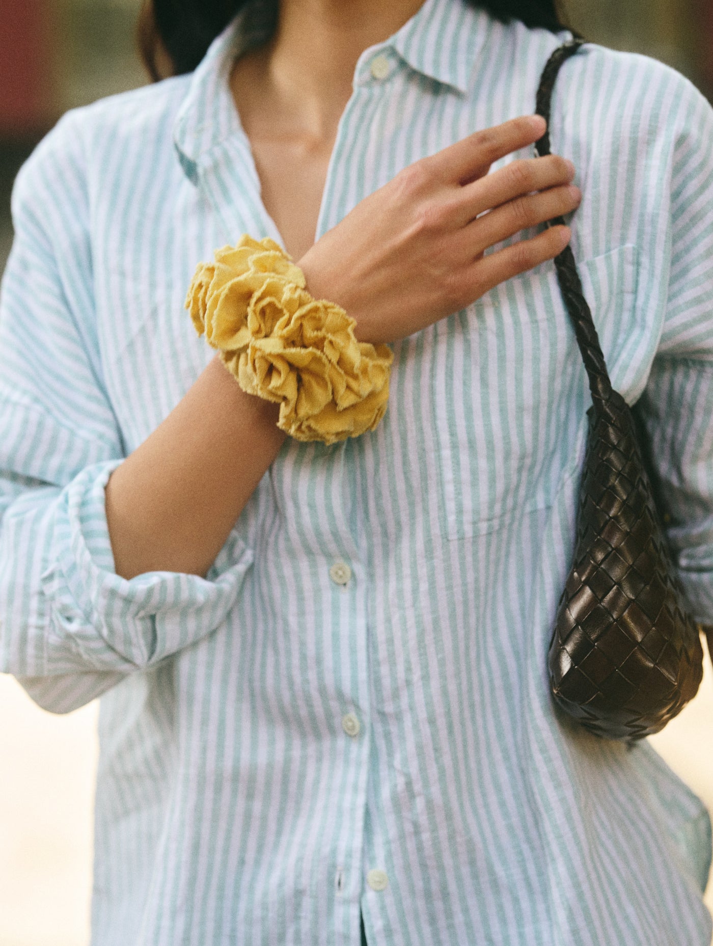 Frisée Hair Scrunchie In Linen
